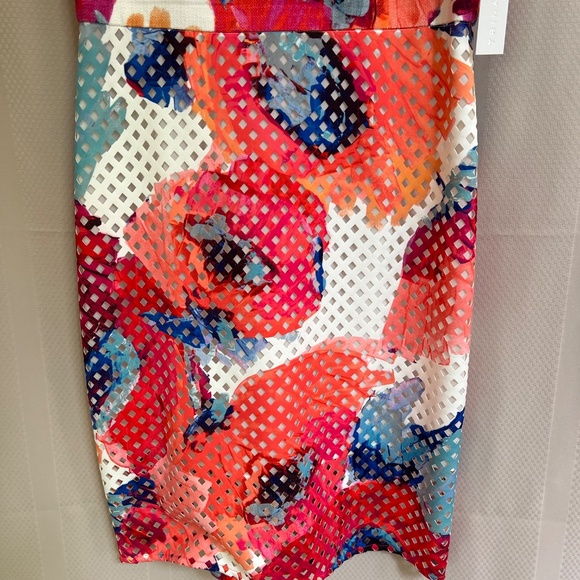 Trina Turk Julietta Floral Laser-Cut Sheath Dress Spaghetti Strap Sz12 - Picture 6 of 16